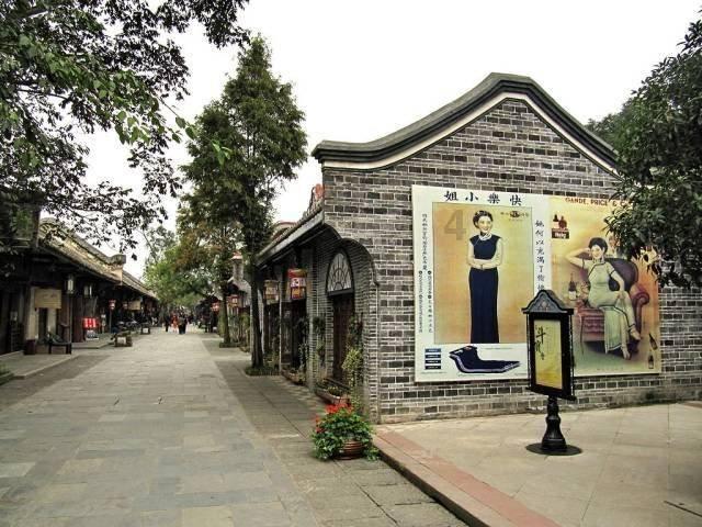 如果奔跑是我的人生：秦峰为啥背着情人偷偷送安心嘉年华
